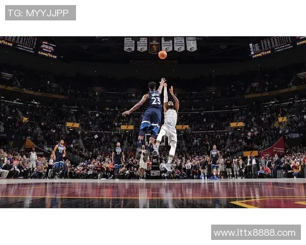 用1297场上双纪录换成功！詹皇传绝杀助攻无愧GOAT 湖蜜直言疼爱